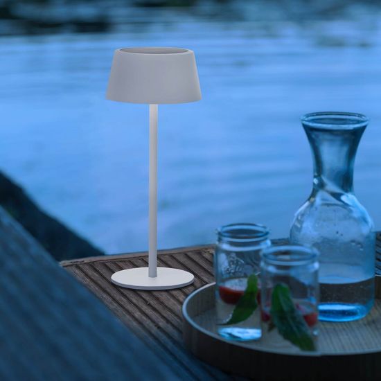 Brilliant Picco LED Außentischleuchte 4W Warmweiß IP44 Weiß Solar, USB G40400/05