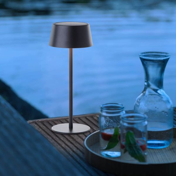 Brilliant Picco LED Außentischleuchte 4W Warmweiß IP44 Schwarz Matt Solar, USB G40400/76