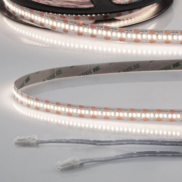 ISOLED LED CRI940 MiniAMP Flexband Streifen, 12V, 6W, IP20, 4000K, 120cm, beids. 30cm Kabel + maleAMP, 300 LED/m