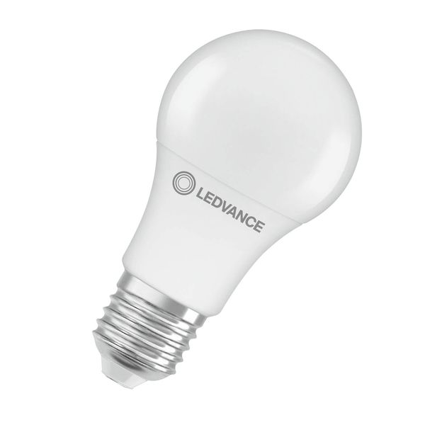 LEDVANCE LED CLASSIC A 8.8W 827 gefrostet E27 Lampe 806lm 2700K warmweiss wie 60W dimmbar 4099854043970