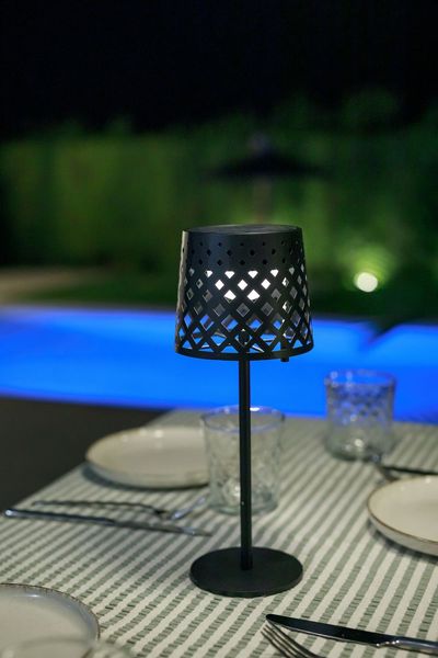 NewGarden GRETITA TABLE SOLAR LED Tischleuchte Gitter-Design mit Zugschalter IP44