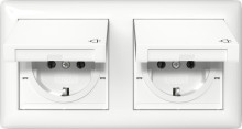 Gira 415803 SCHUKO-Steckdose KD + Set IP44 + Rahmen 2-fach Standard 55 Reinweiß
